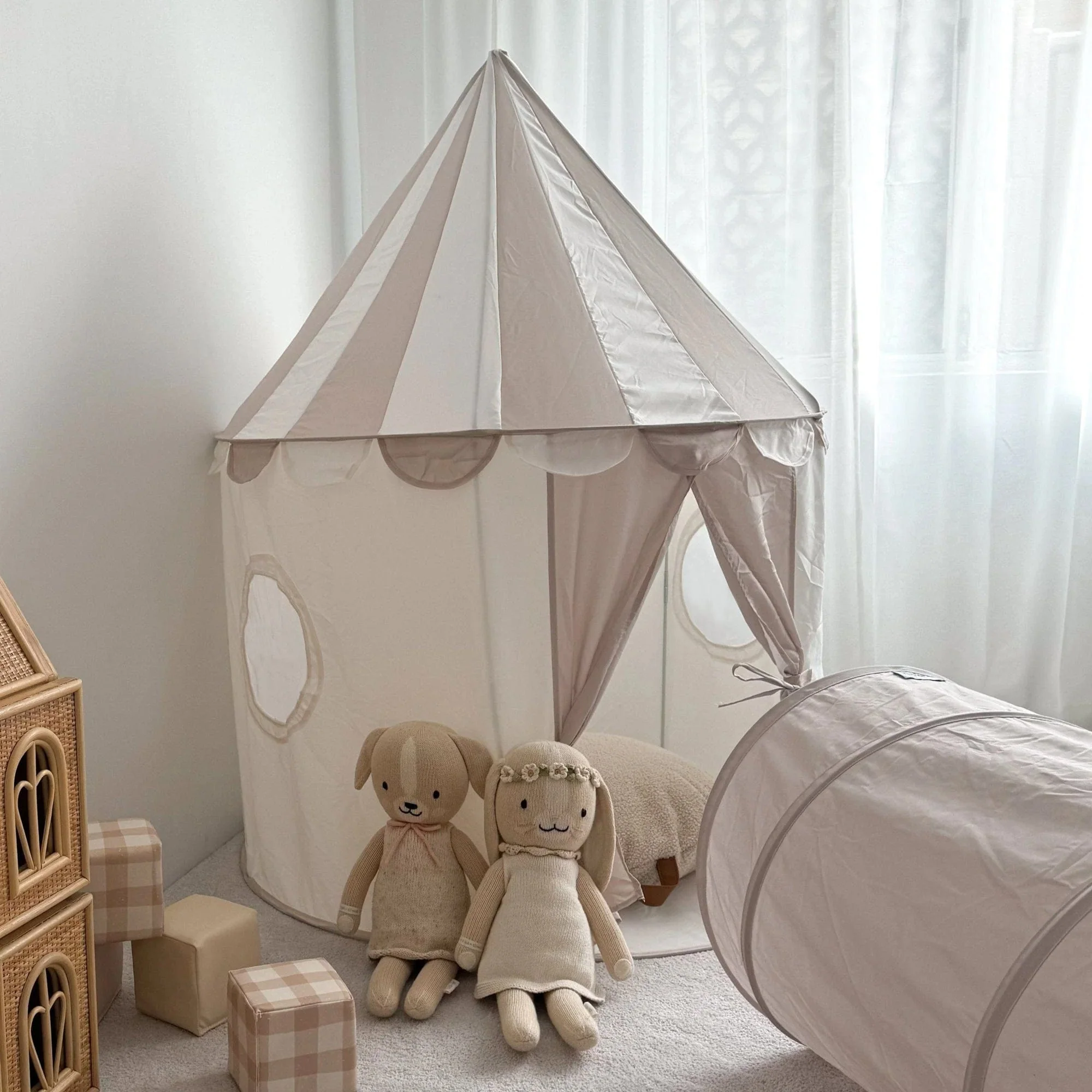 Circus Tent with 2pcs BAYLEY Teddy Boucle Cushion Bundle - Image 11