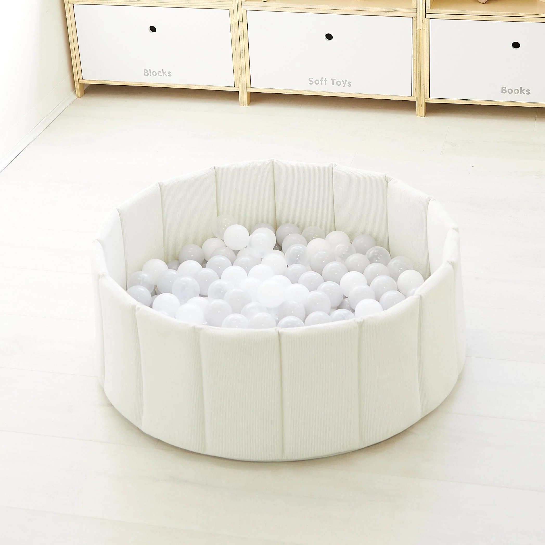 Foldable Corduroy Ball Pit with 200 Balls - Image 16