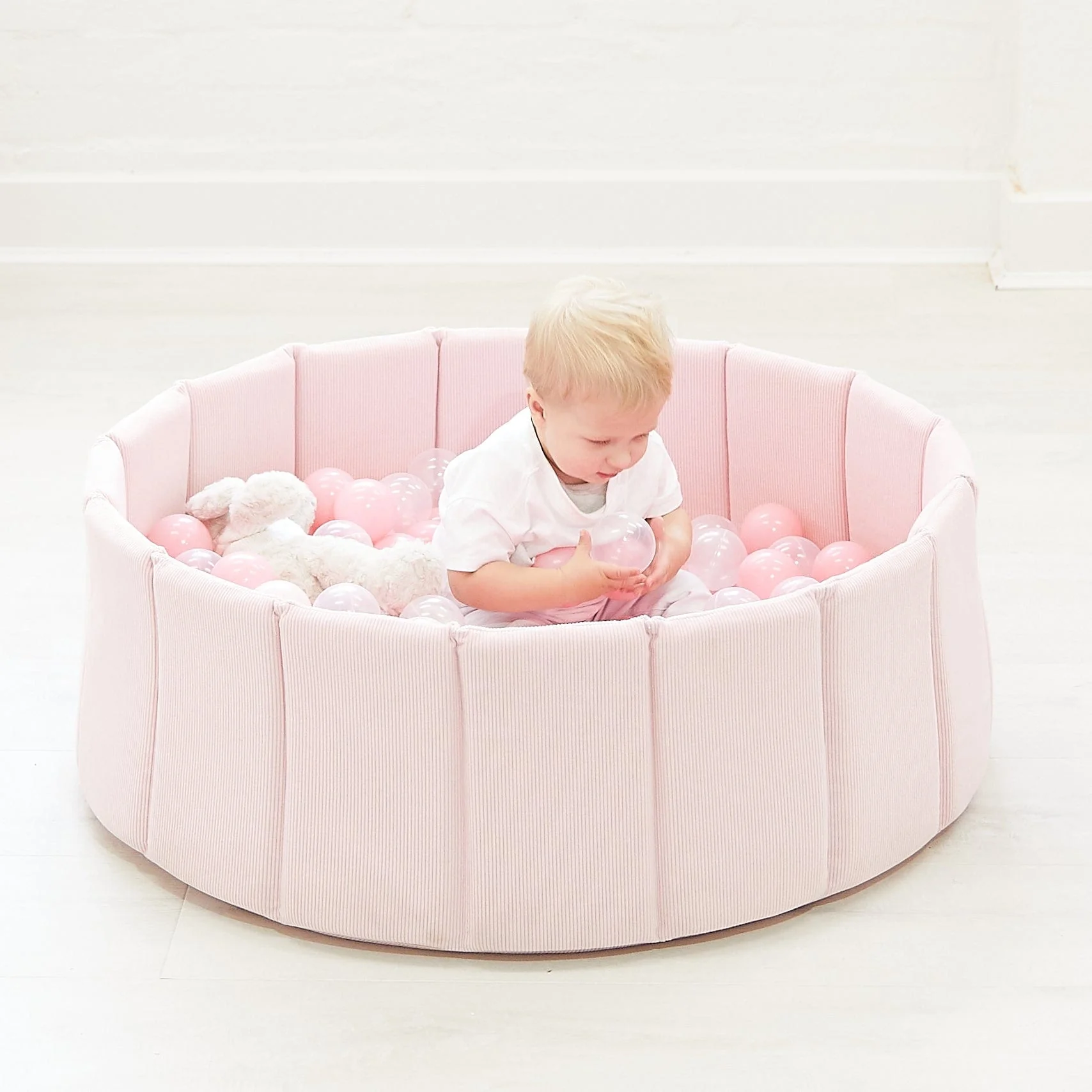 Foldable Corduroy Ball Pit with 200 Balls - Image 2