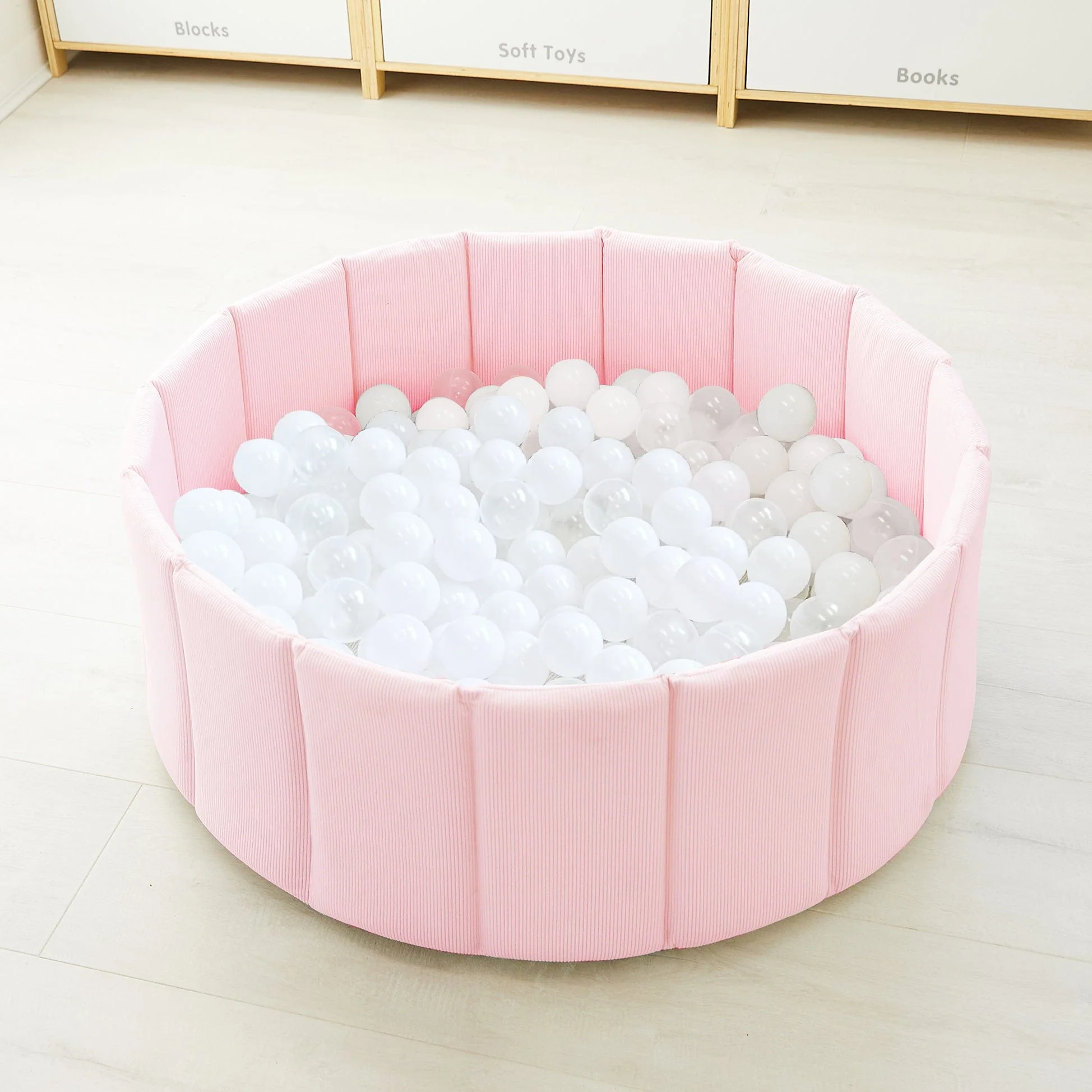 Foldable Corduroy Ball Pit with 200 Balls - Image 4