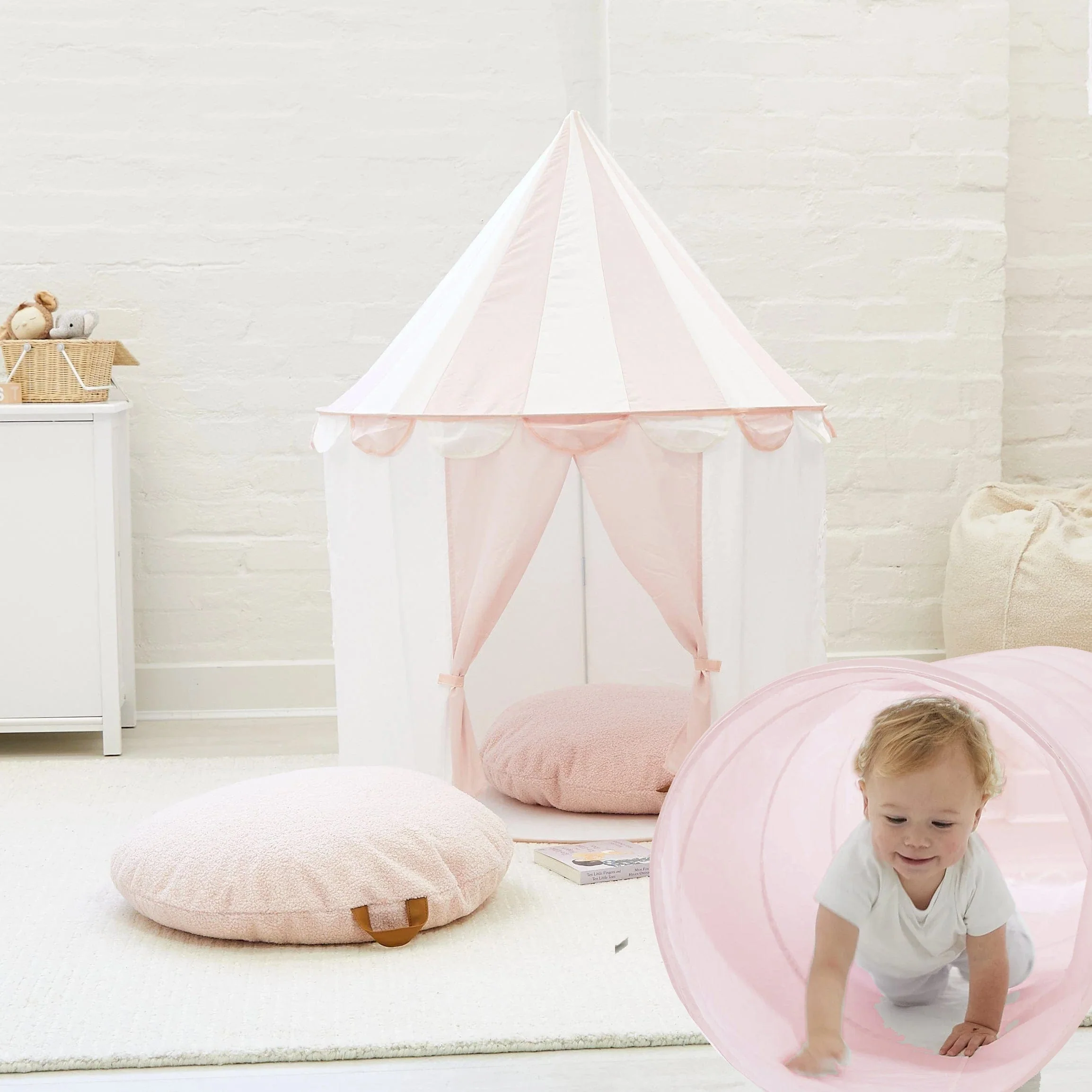 Circus Tent - Image 6