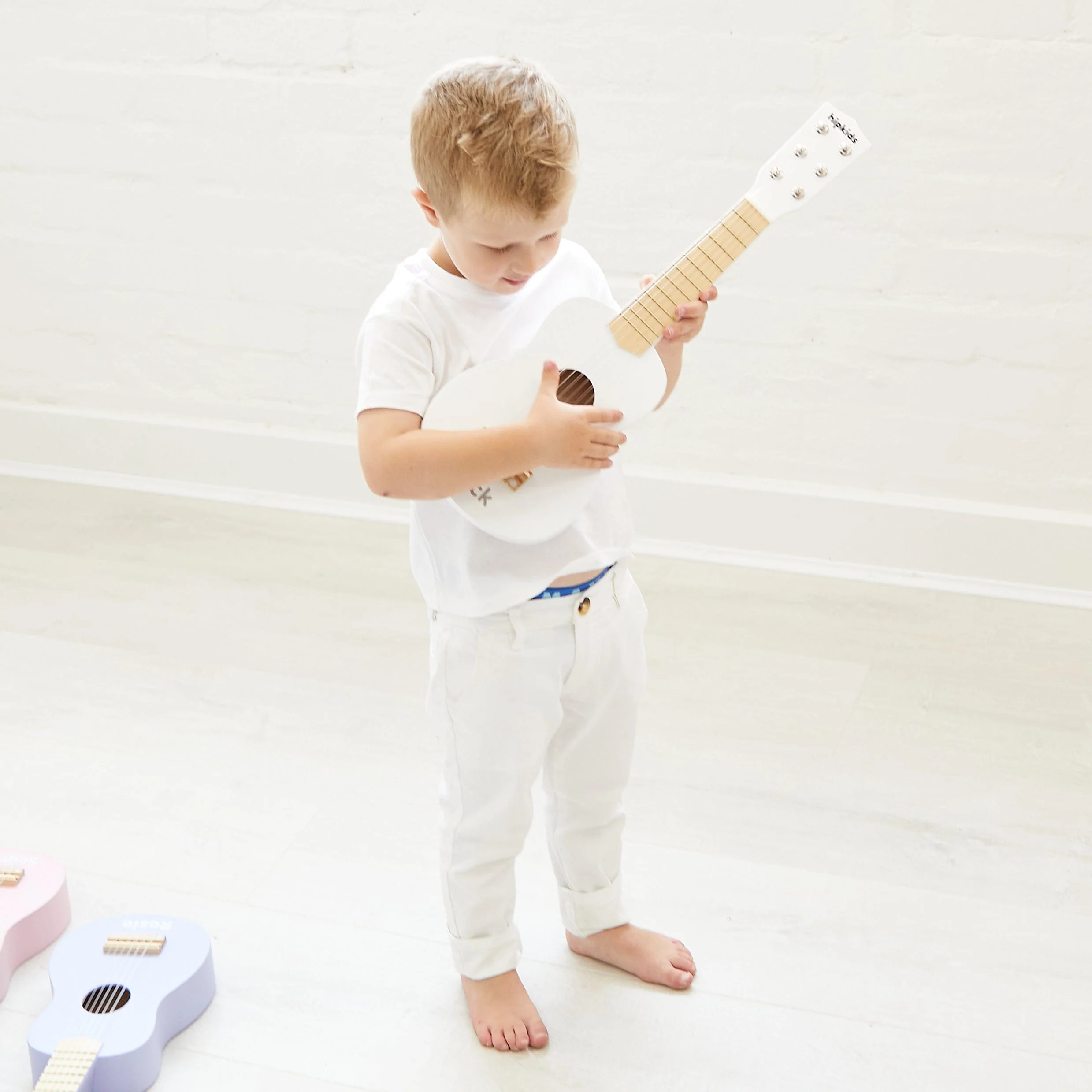 HipKids Wooden Toy Guitar - Image 6