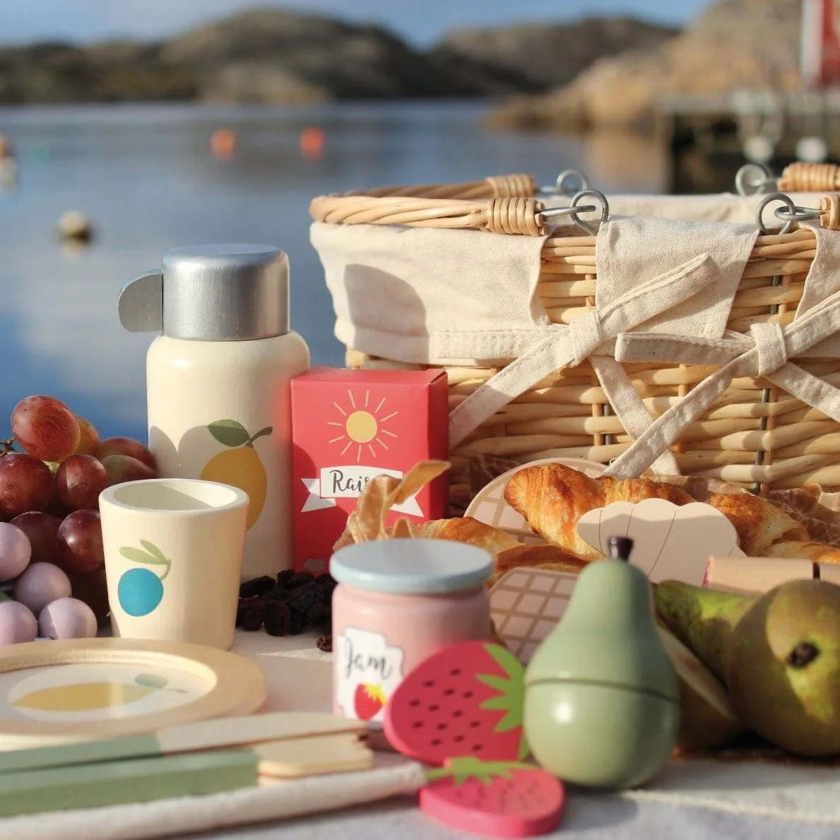 JaBaDaBaDo Picnic in Provence - Image 3