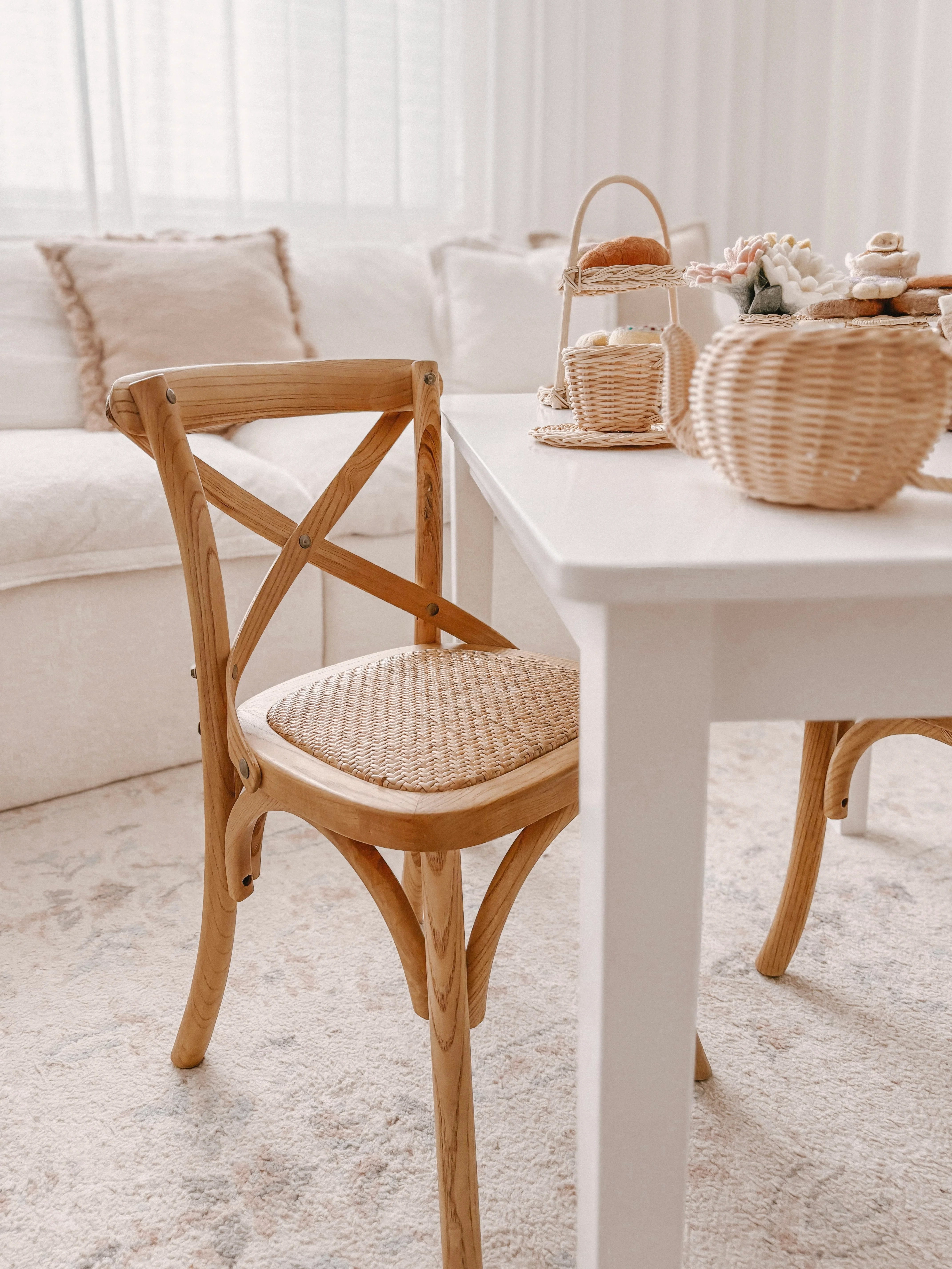 Kids Hampton 2 Chairs & Table Set - Image 18