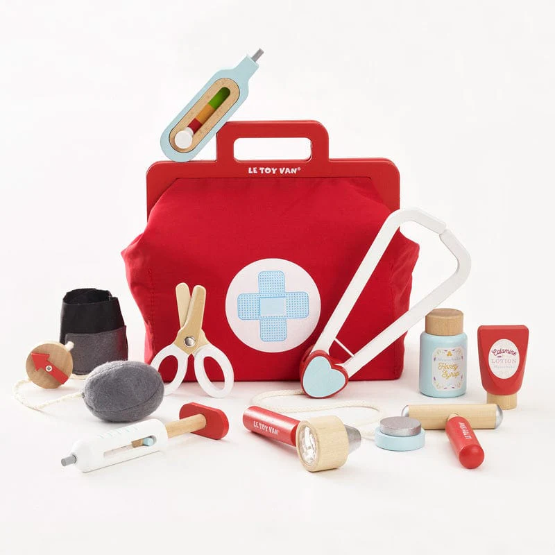 Le Toy Van Doctor's Set - Image 9