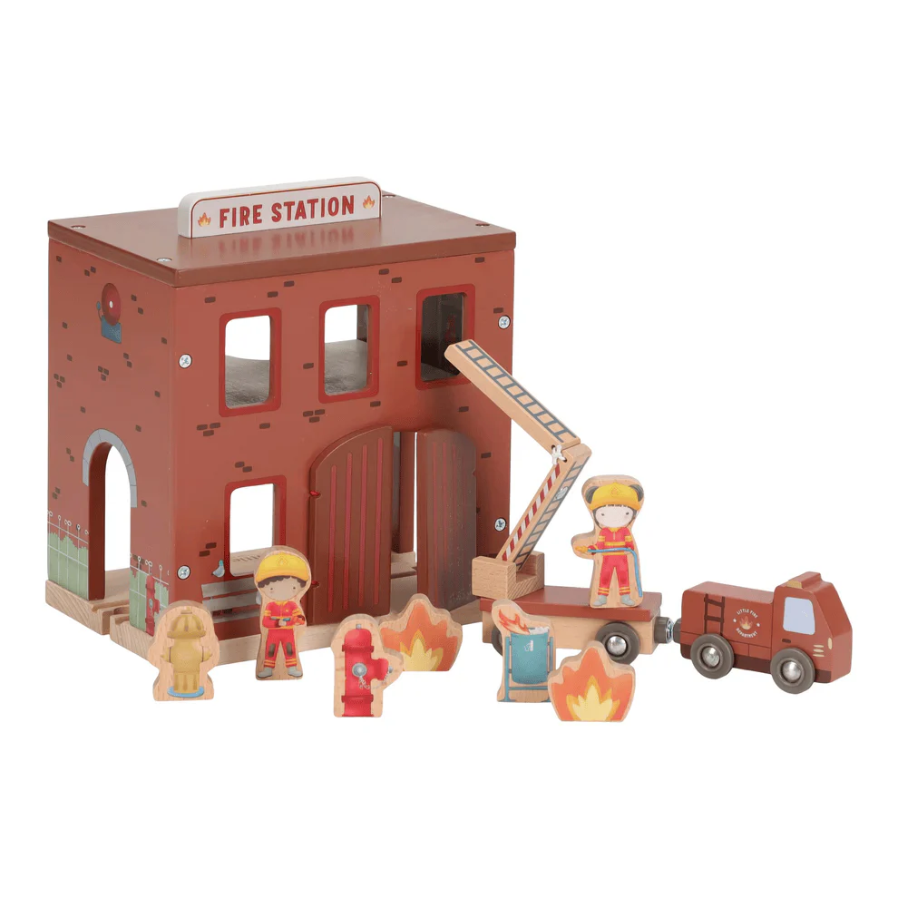 Little Dutch Fire Station - Image 9