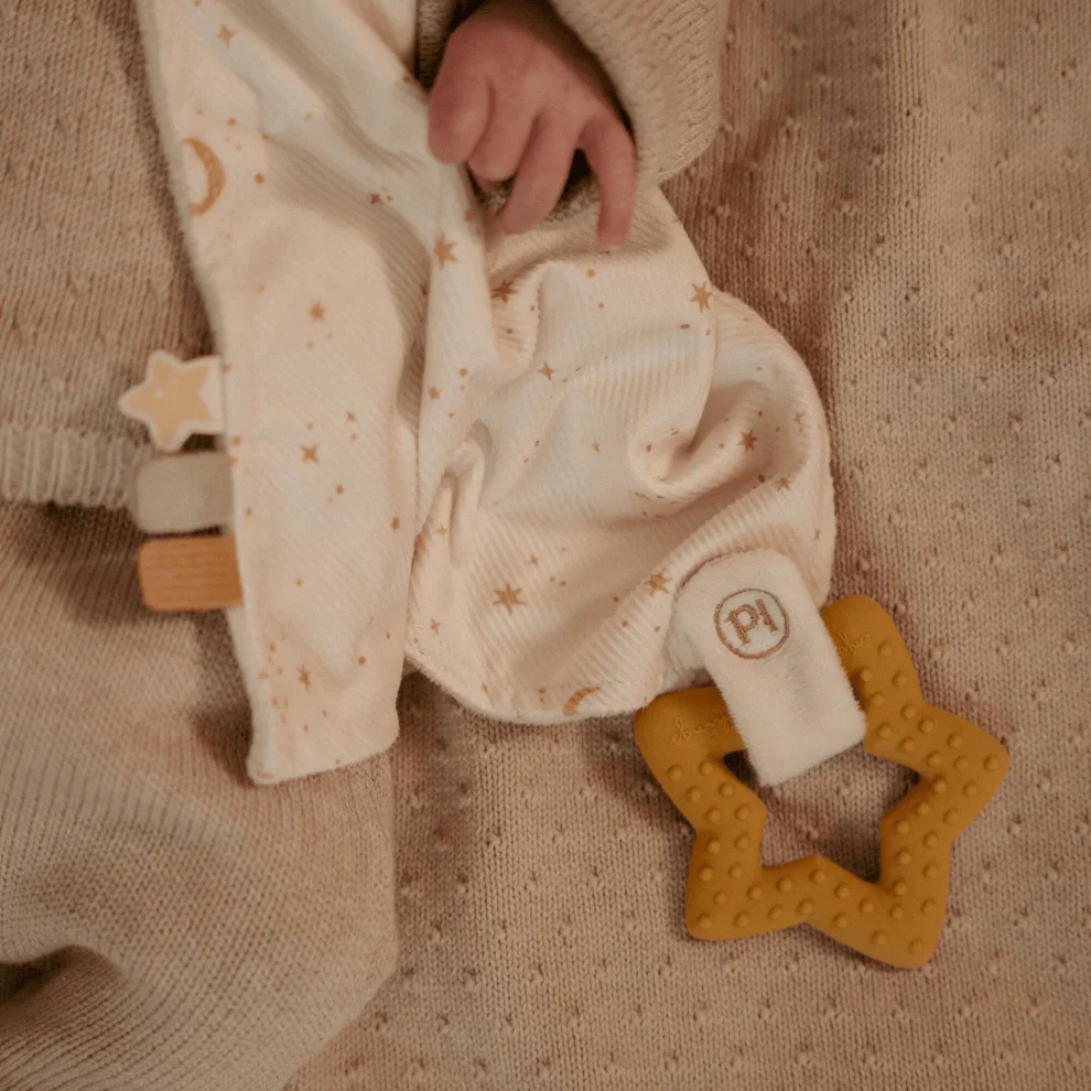 Little Dutch Goose Cuddle Cloth  w/ Teether - Image 4