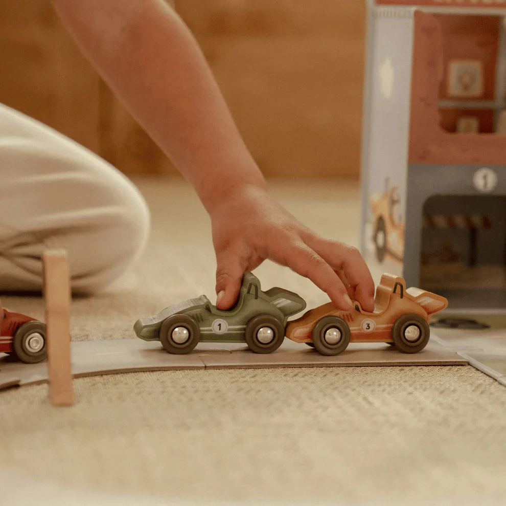 Little Dutch Play Case Race Track - Image 3