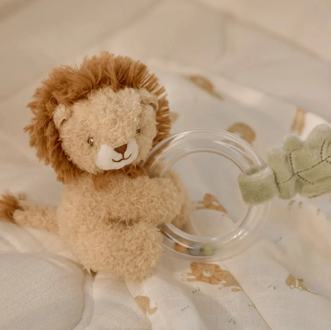 Little Dutch Safari Friends Ring Rattle Lion - Image 3