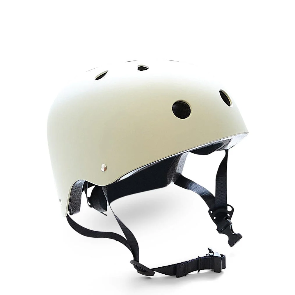 Mini Trike & Helmet Bundle - Image 29
