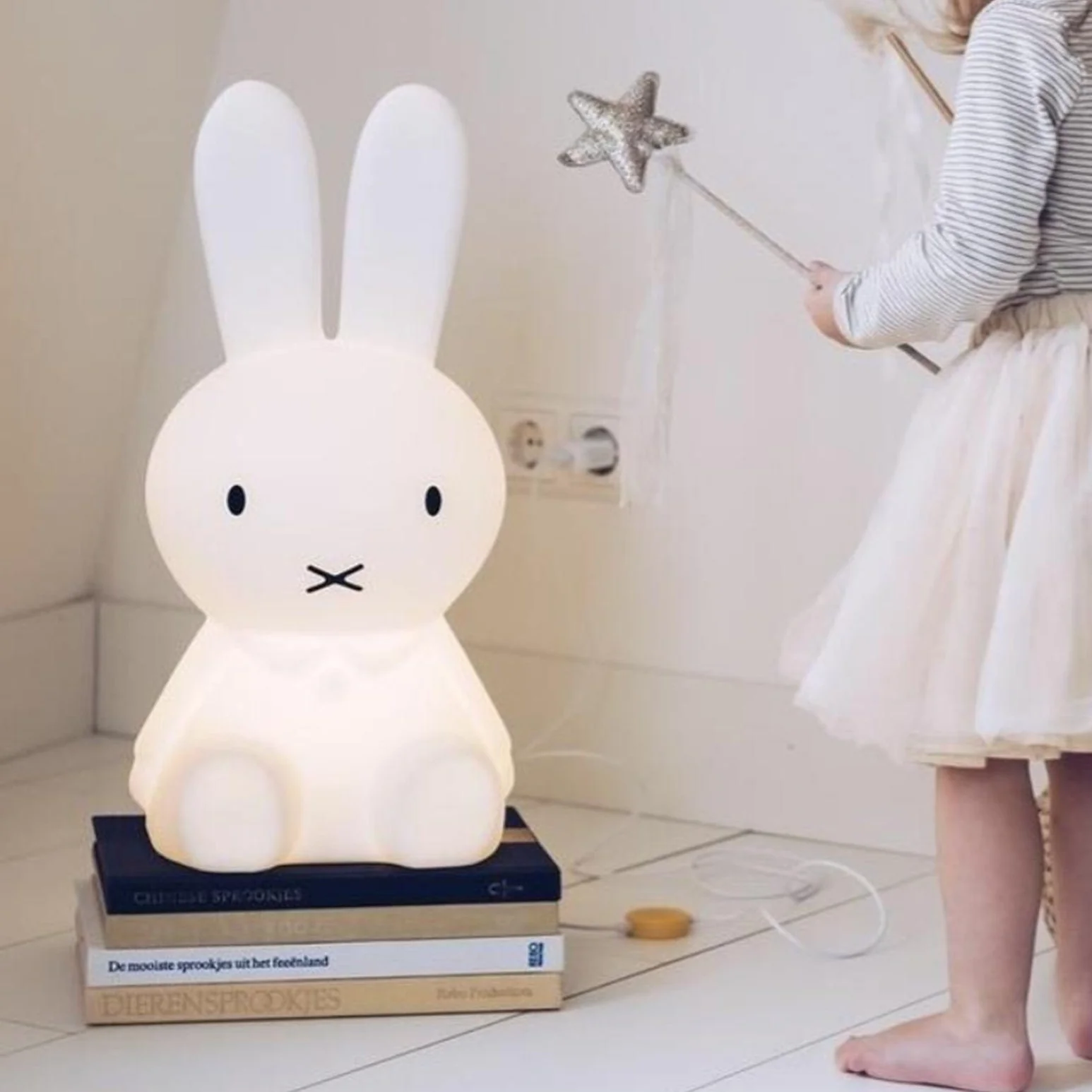 Mr Maria Miffy STAR LIGHT Lamp - Dimmable LED Lamp - Image 2