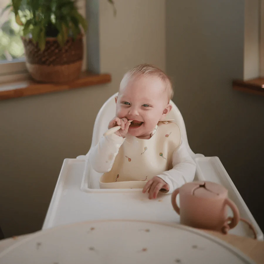 Mushie Silicone Bib - Image 6