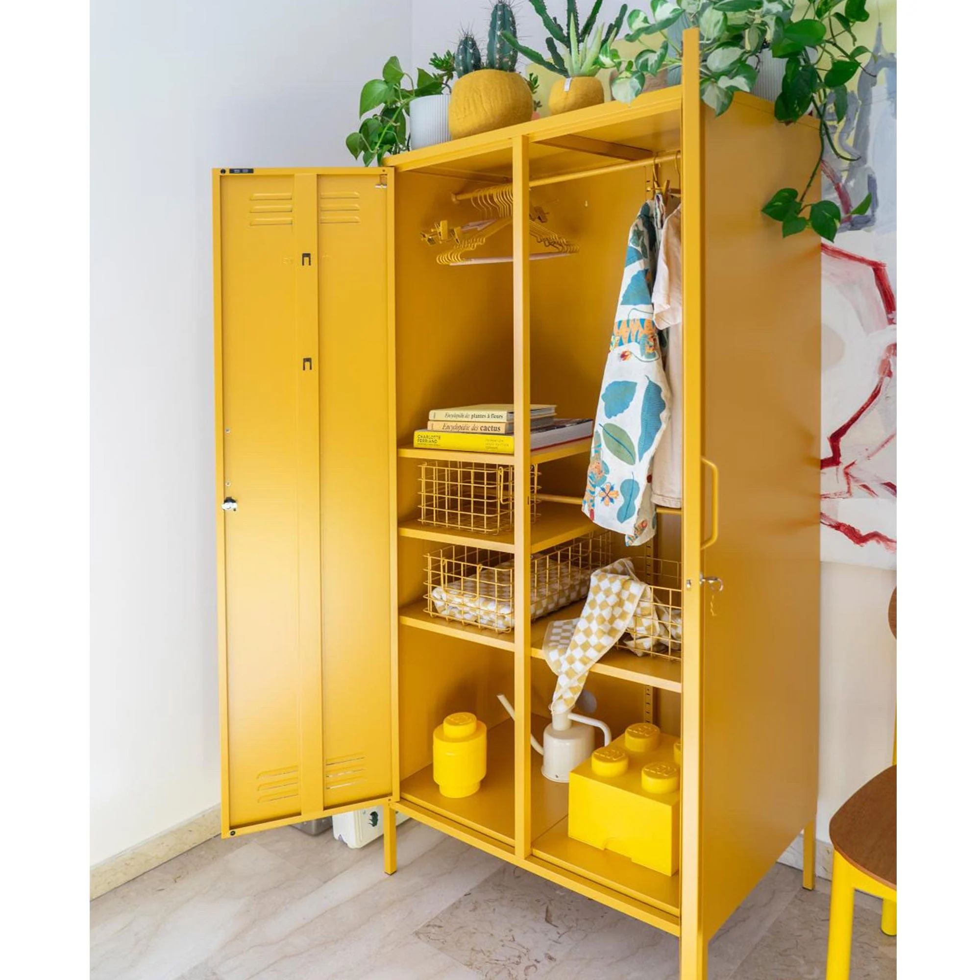 Mustard Made The Twinny - Image 35