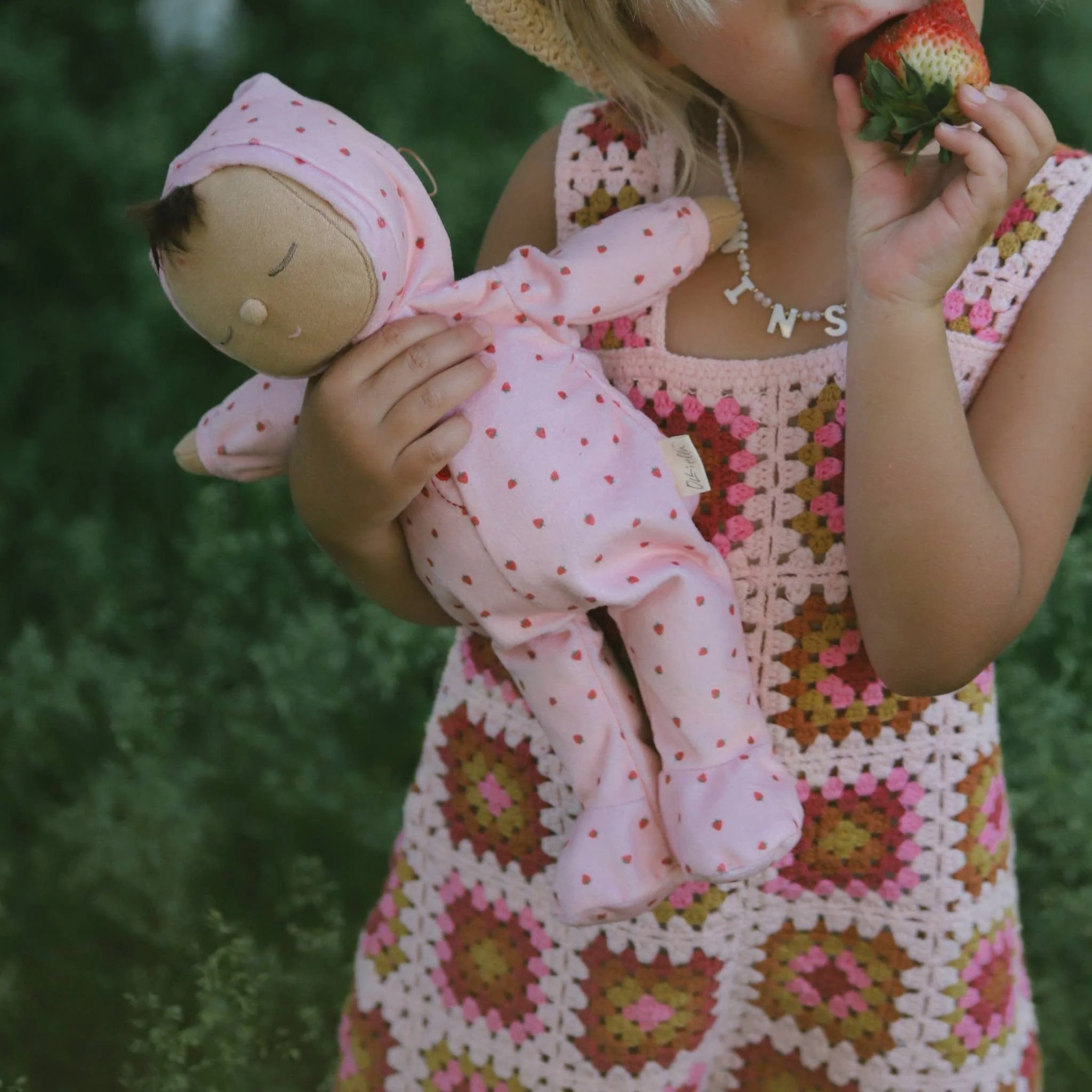 Olli Ella Dozy Dinkum Pip - Strawberry - Coming Soon - Image 2