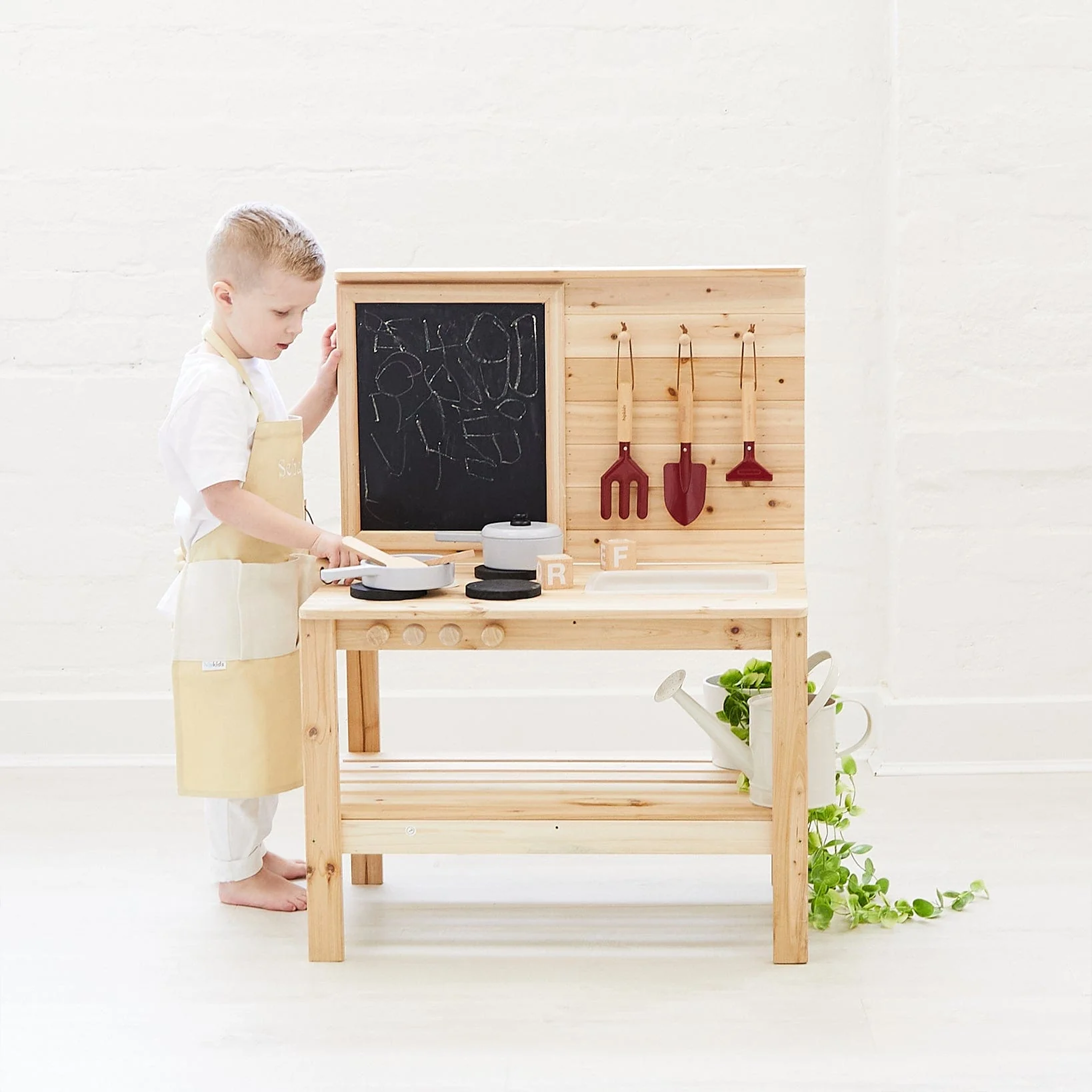 Outdoor Mud Kitchen - Preorder - Image 2