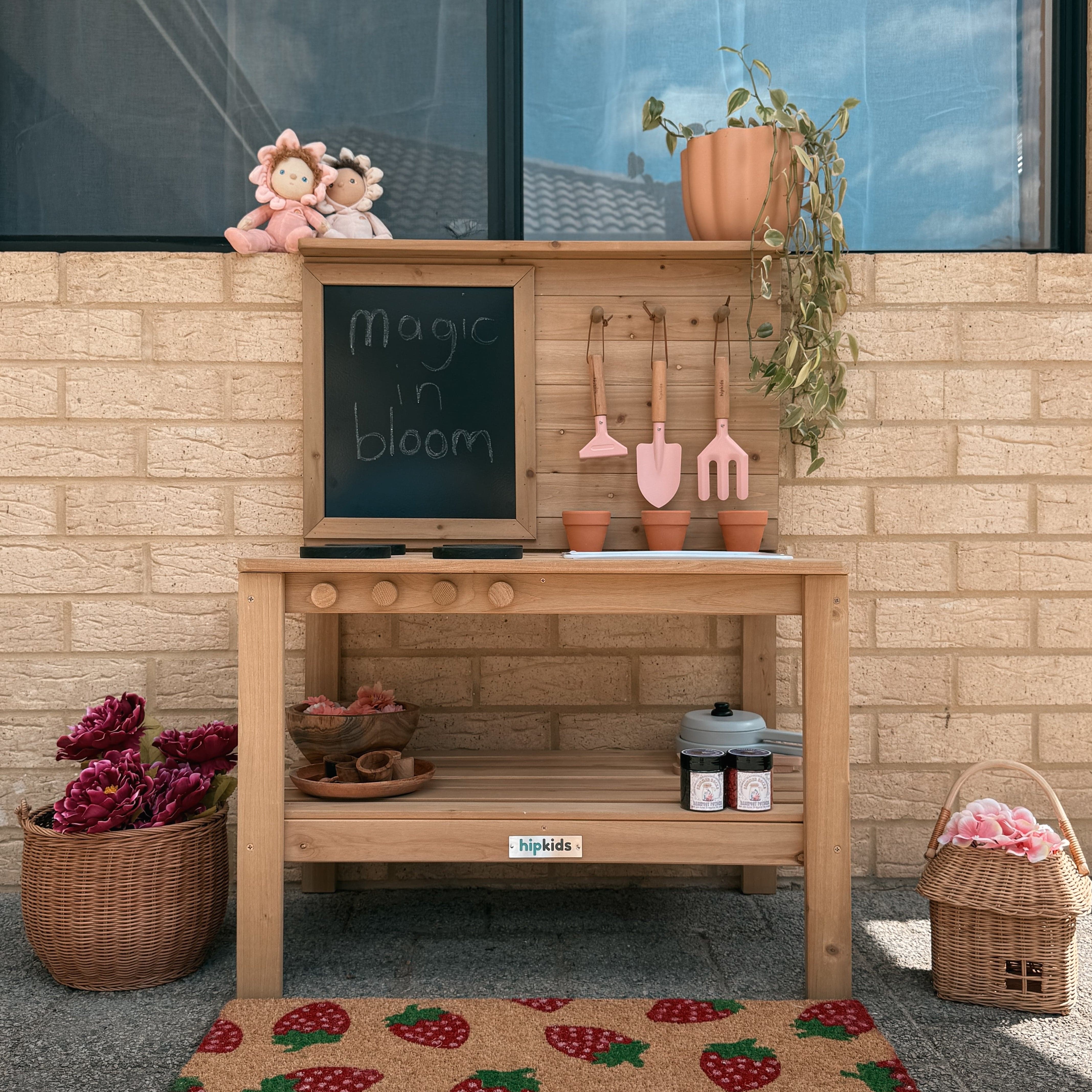 Outdoor Mud Kitchen - Preorder - Image 3