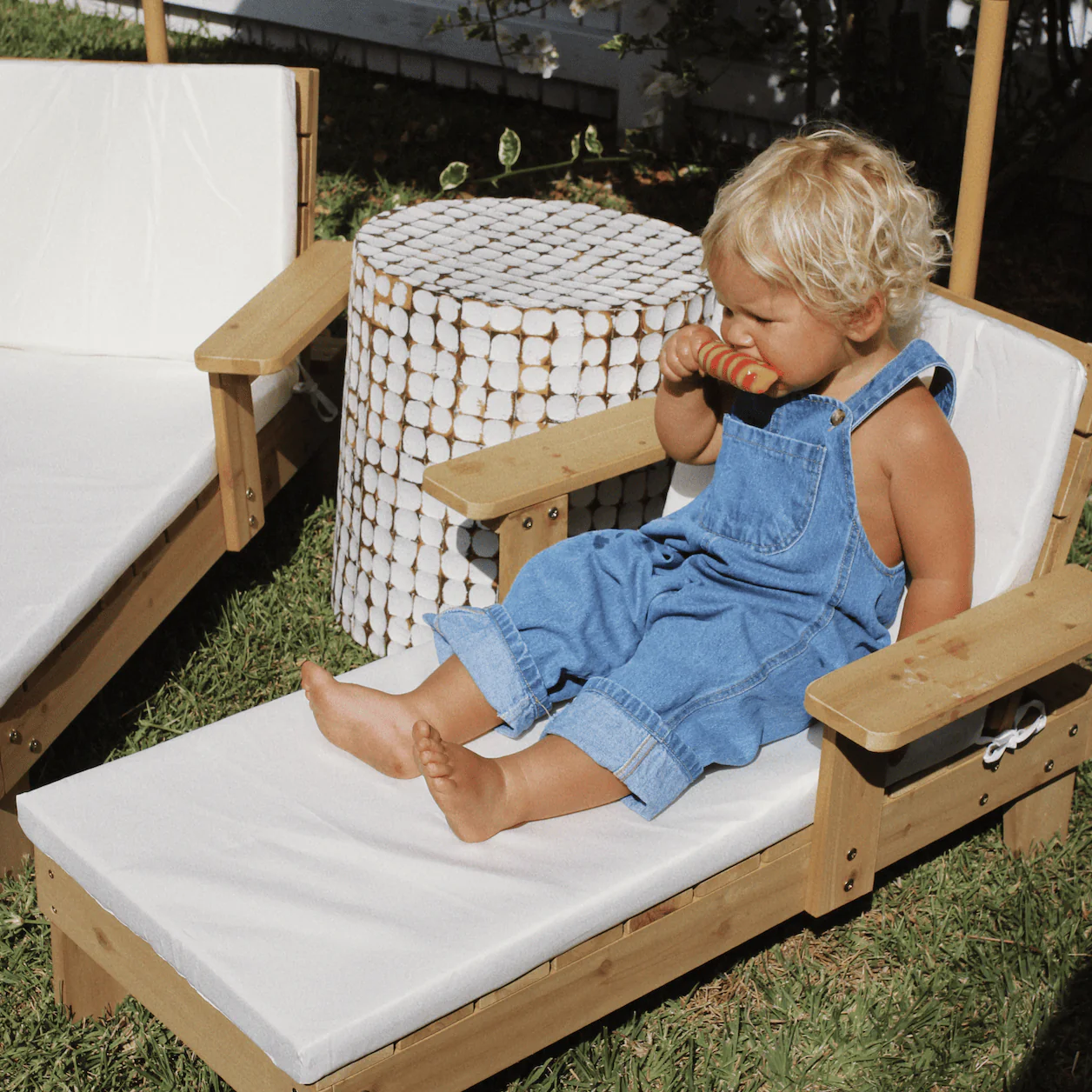 Outdoor Kids Sun Lounge Chair with Umbrella White - Preorder - Image 3