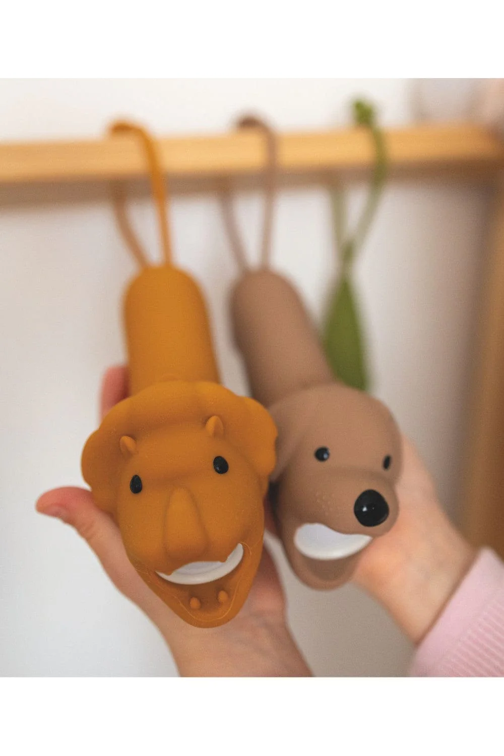 Rabbit & Friends Flashlight Dog - Buddy - Image 8