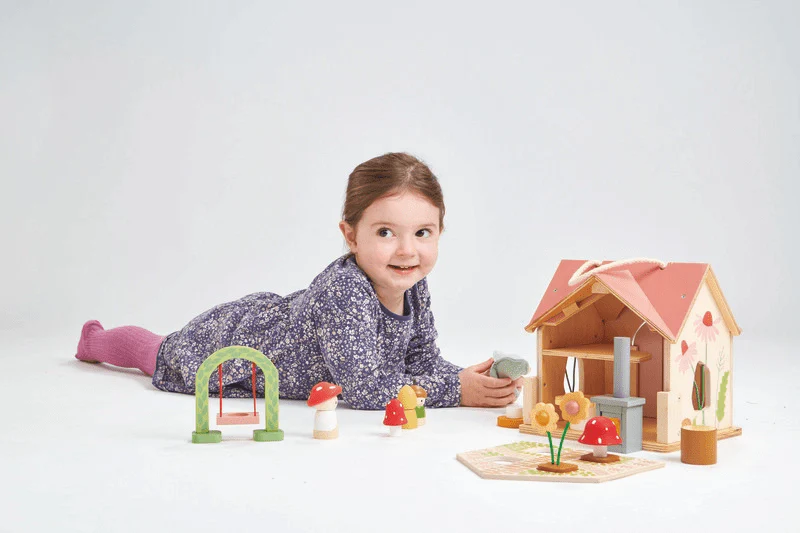 Tender Leaf Toys Merrywood Rosewood Cottage - Image 4