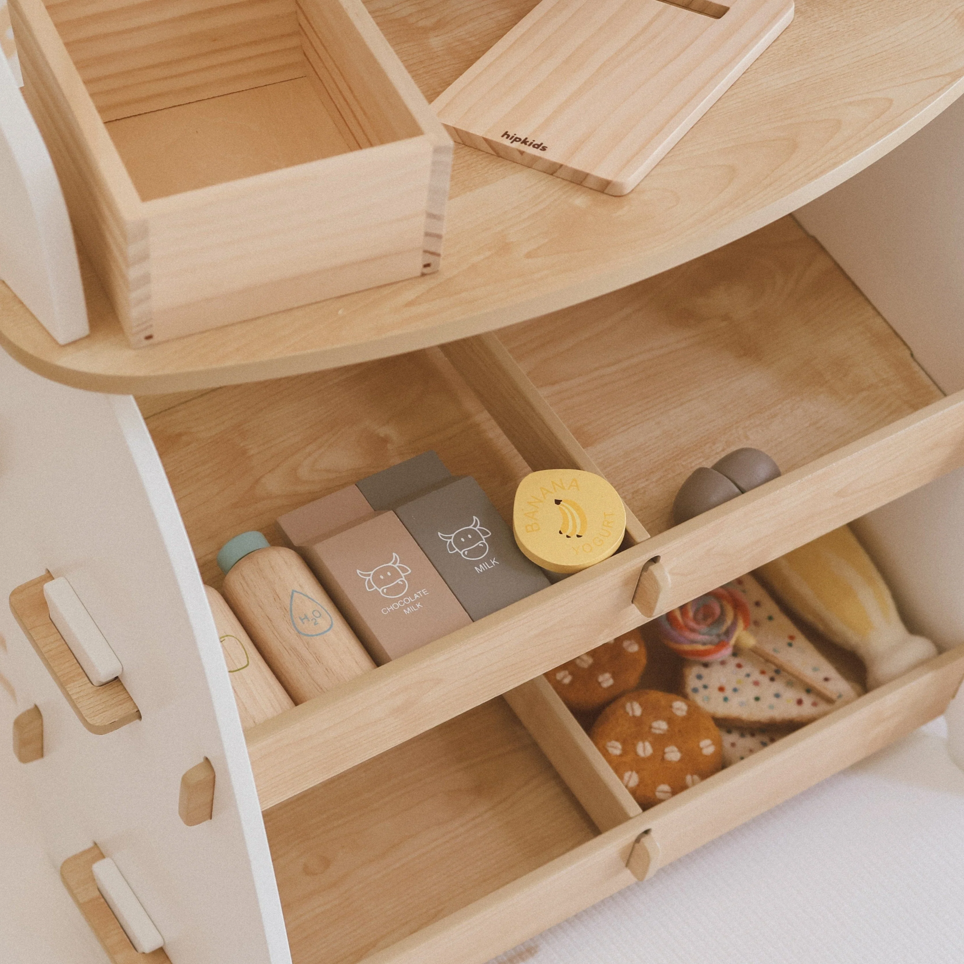 Toy Grocer Stand - Image 12