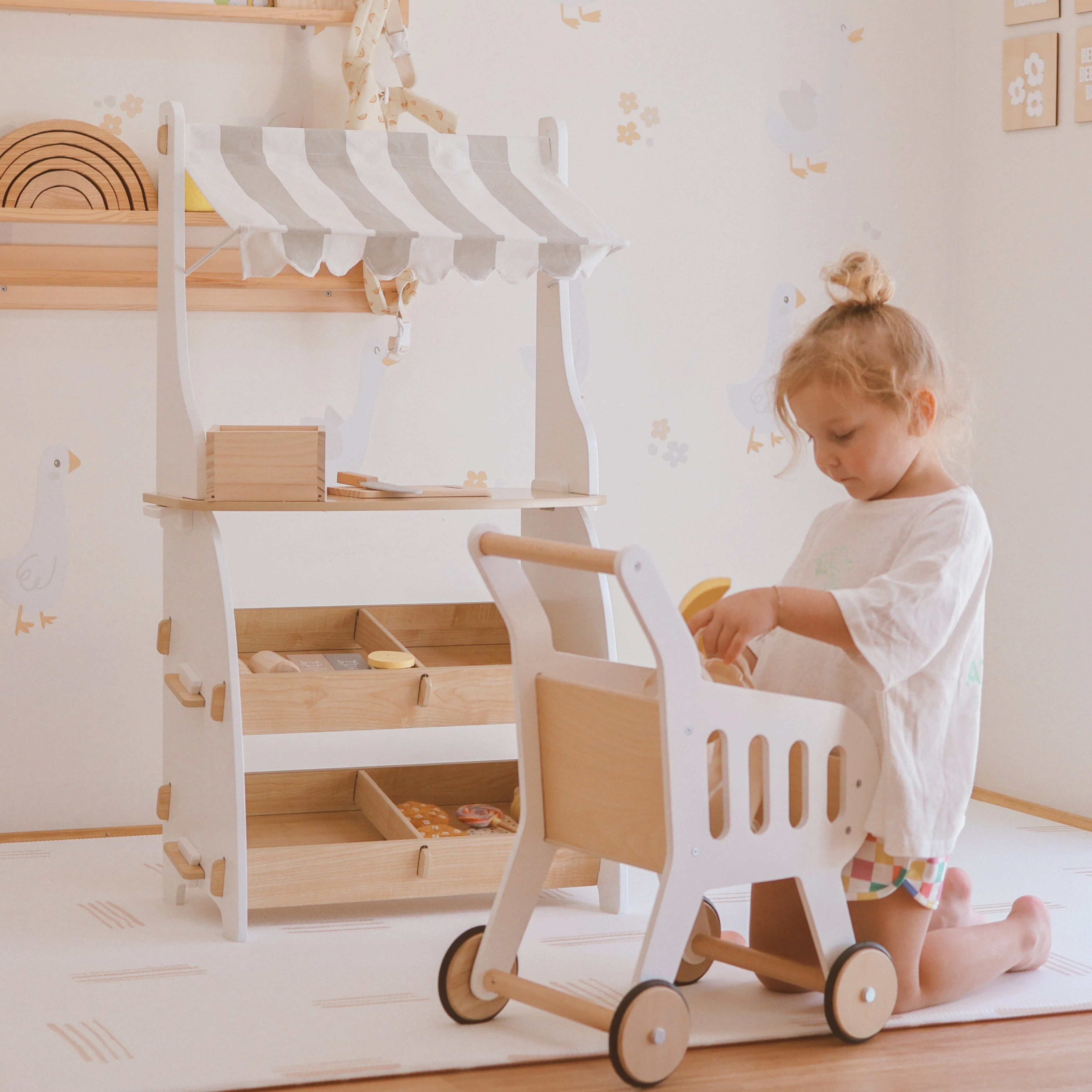 Toy Grocer Stand - Image 4