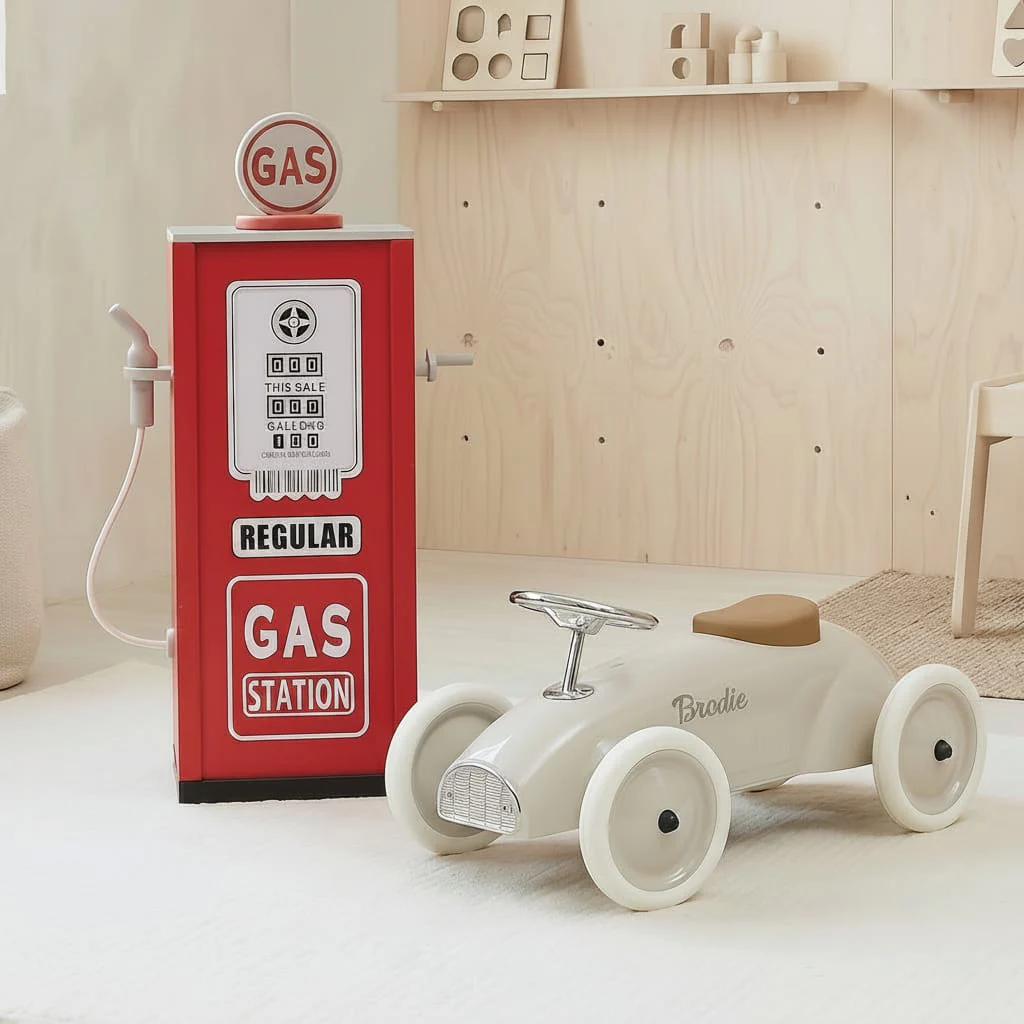 Wooden Toy Petrol Pump - Image 3